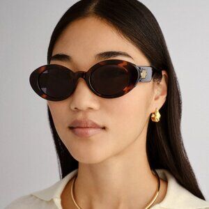 Le Specs Nouveau Vie Dark Tort oval sunglasses